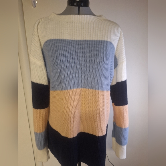 Not Branded Sweaters - 3 Toned Striped Sweater Size Large